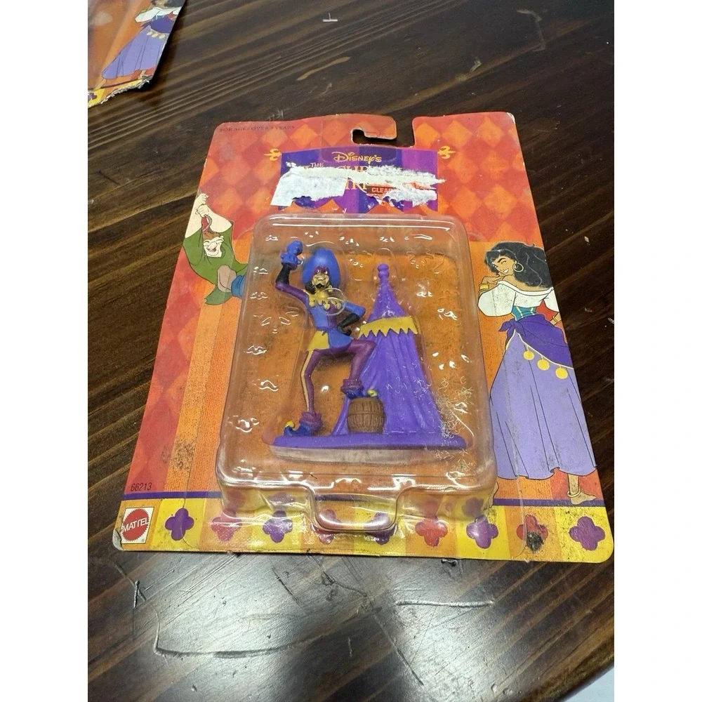 Disney Hunchback Of Notre Dame Collectible Set of 4‎ Figures Vintage Mattel NIB